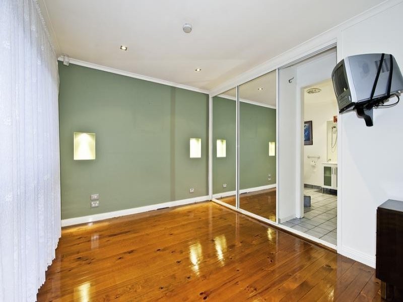 2/18-20 Greenhills Road, Bundoora VIC 3083