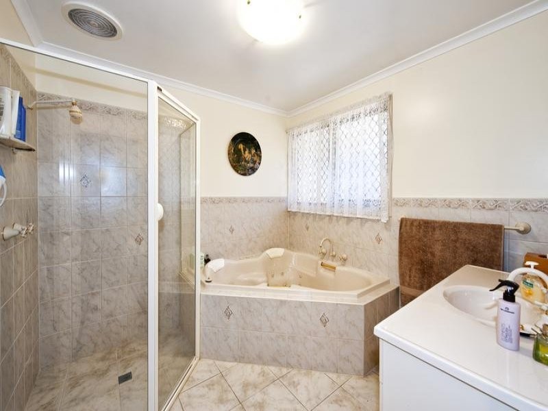 49 Virginia Crescent, Bundoora VIC 3083