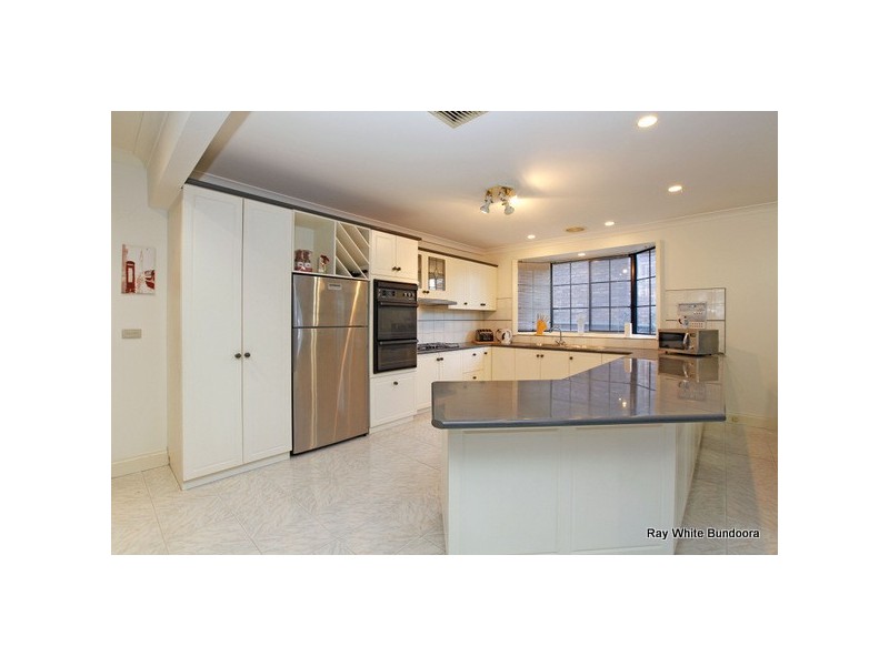 24 Pulford Crescent, Mill Park VIC 3082