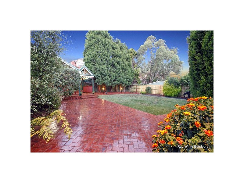 24 Pulford Crescent, Mill Park VIC 3082