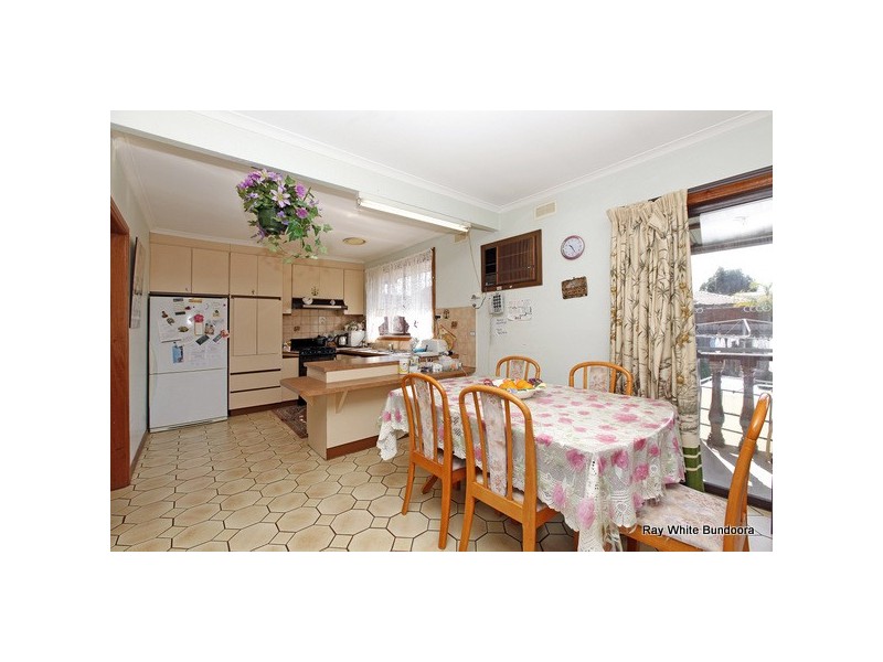 18 Wirraway Crescent, Thomastown VIC 3074