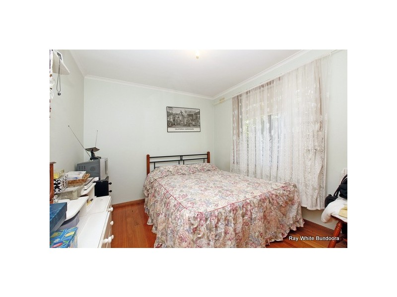 18 Wirraway Crescent, Thomastown VIC 3074