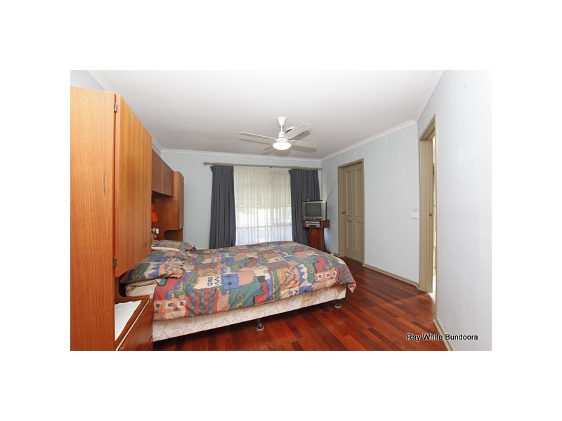 12 Fairwyn Close, Mill Park VIC 3082