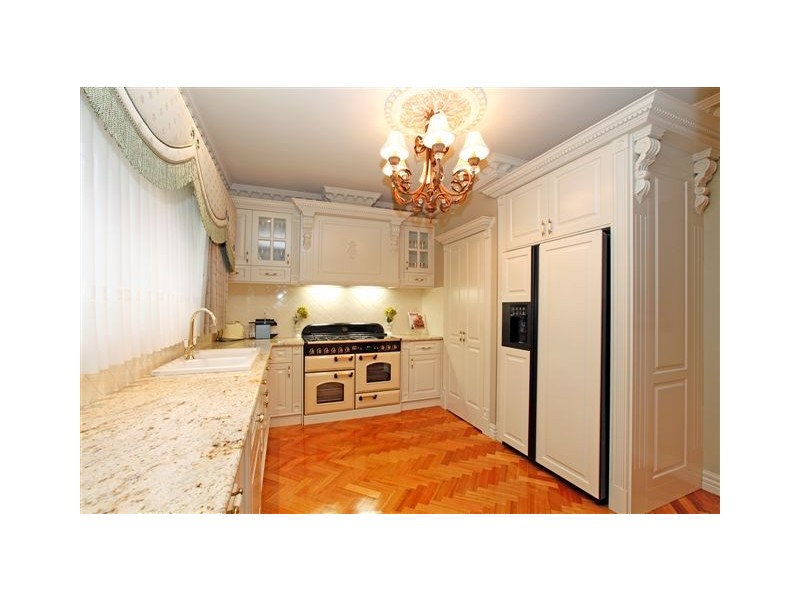 60 Brentwick Drive, Greensborough VIC 3088