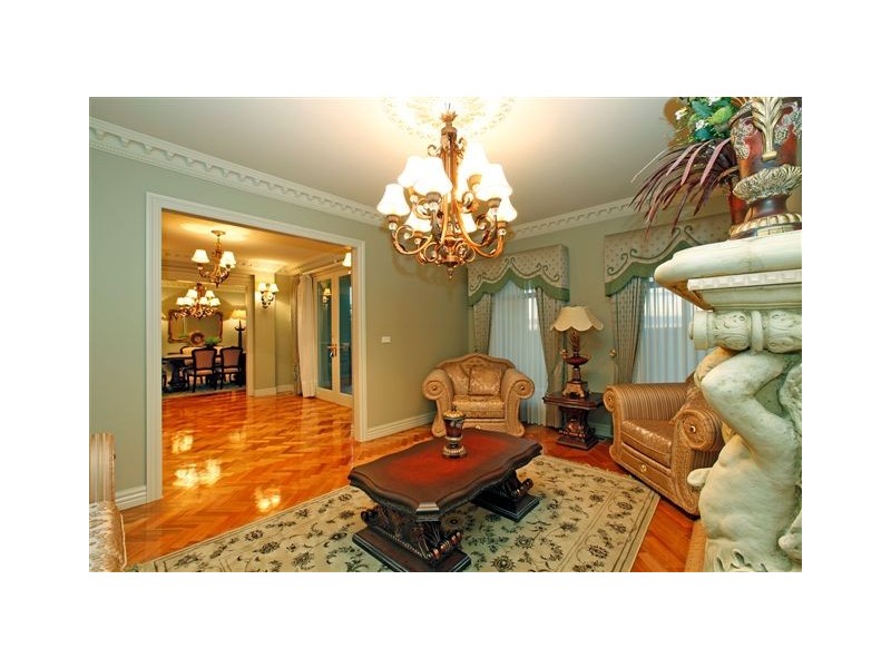 60 Brentwick Drive, Greensborough VIC 3088