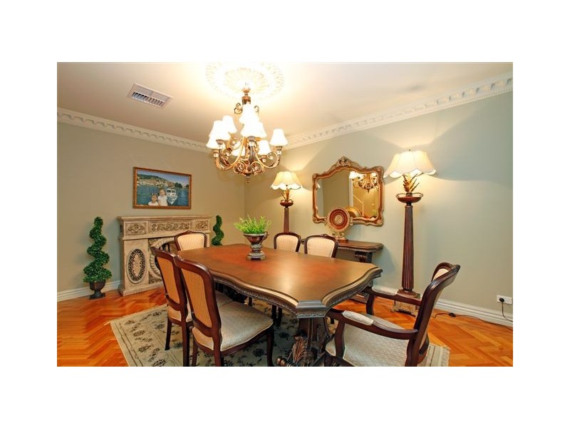 60 Brentwick Drive, Greensborough VIC 3088