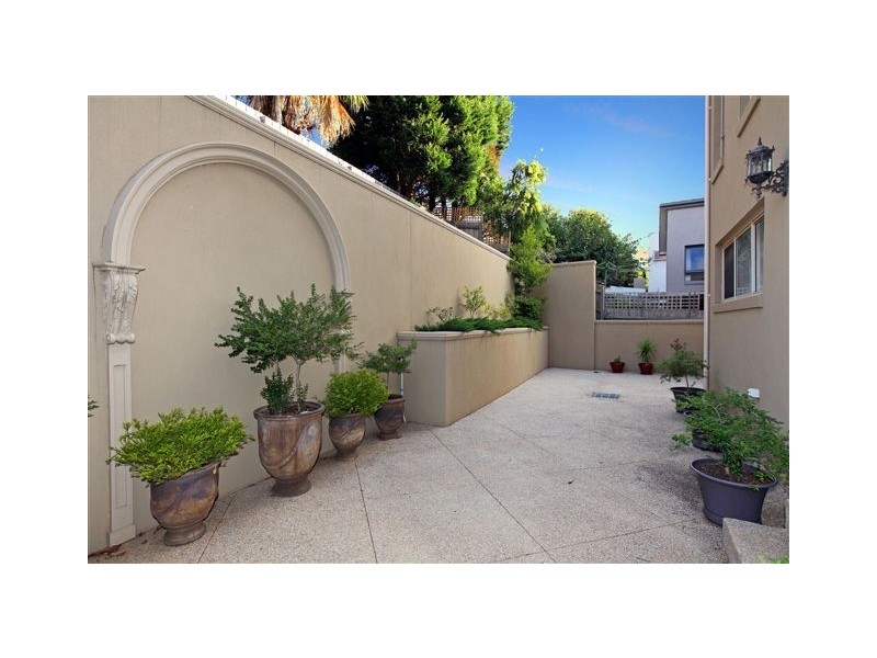 60 Brentwick Drive, Greensborough VIC 3088