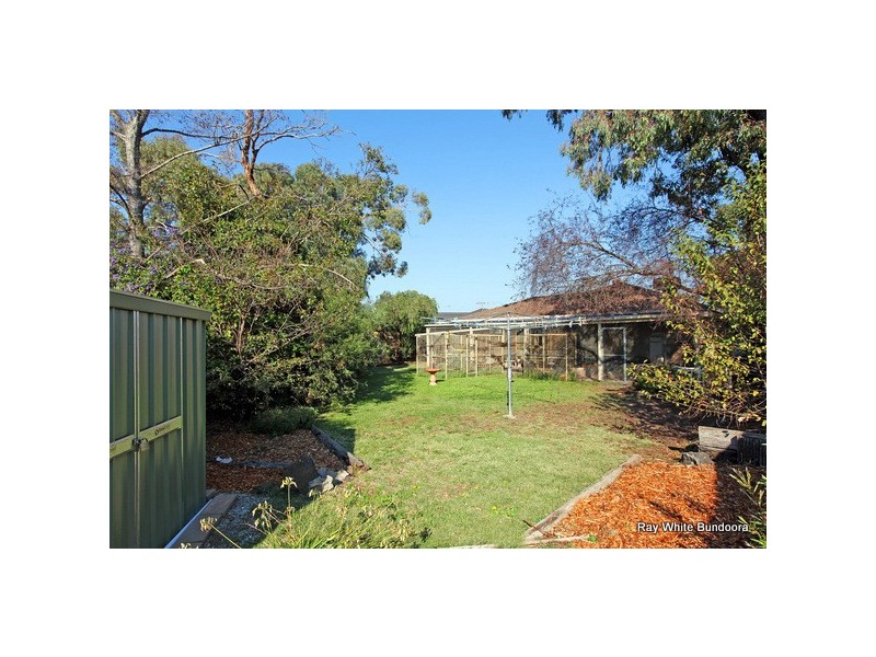 4 Britten Court, Bundoora VIC 3083