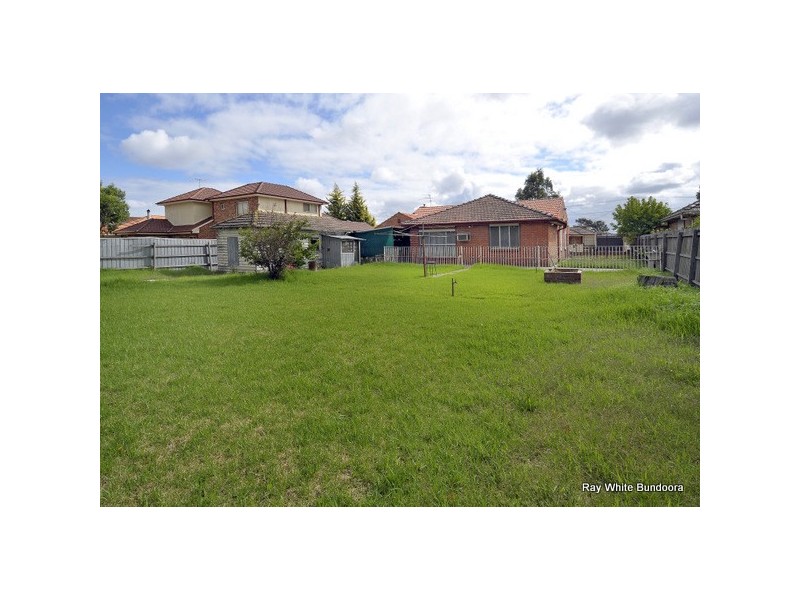 32 Hazel Grove, Pascoe Vale VIC 3044