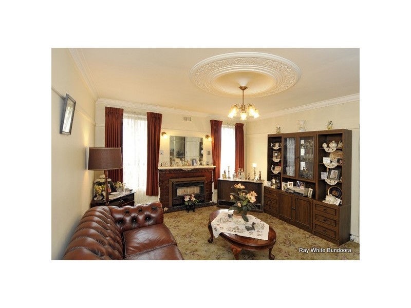 32 Hazel Grove, Pascoe Vale VIC 3044