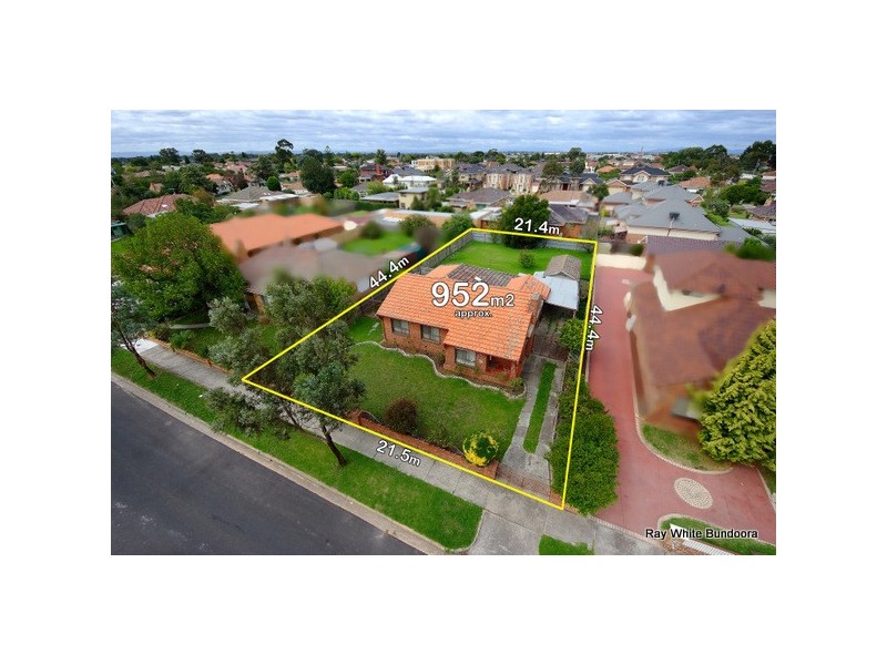 32 Hazel Grove, Pascoe Vale VIC 3044