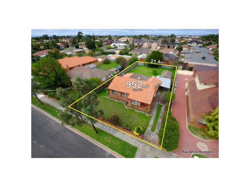 32 Hazel Grove, Pascoe Vale VIC 3044