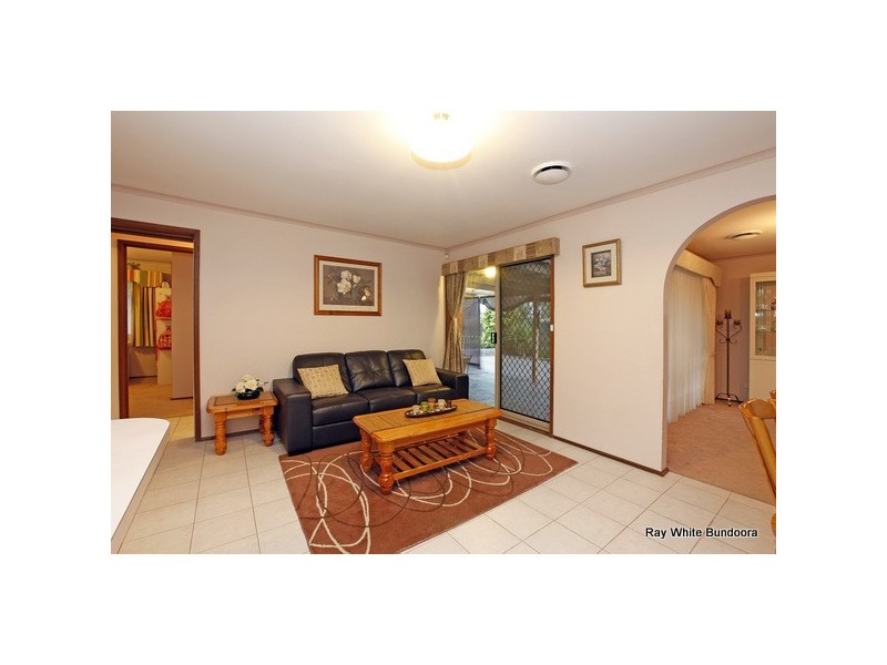 32 Crampton Crescent, Mill Park VIC 3082