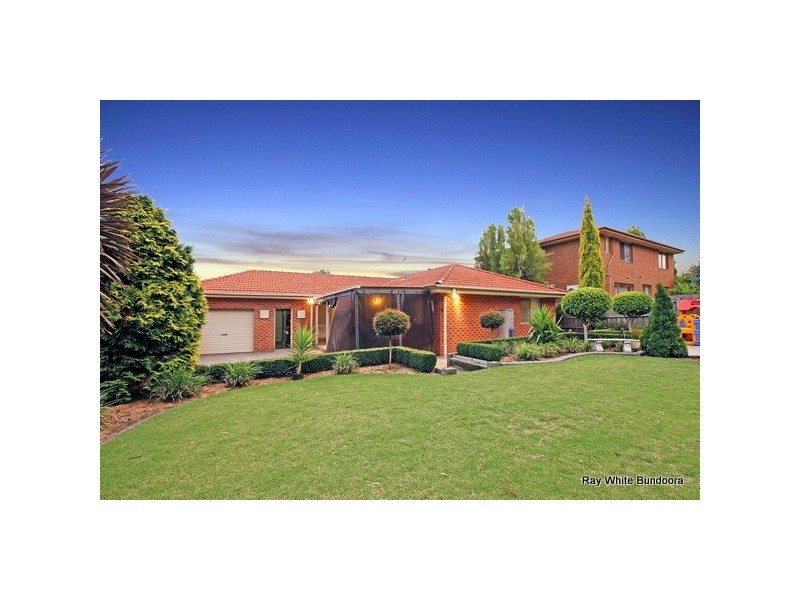 32 Crampton Crescent, Mill Park VIC 3082