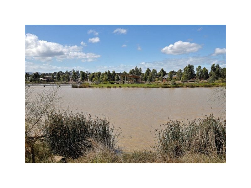 1 Taylor Link, Doreen VIC 3754