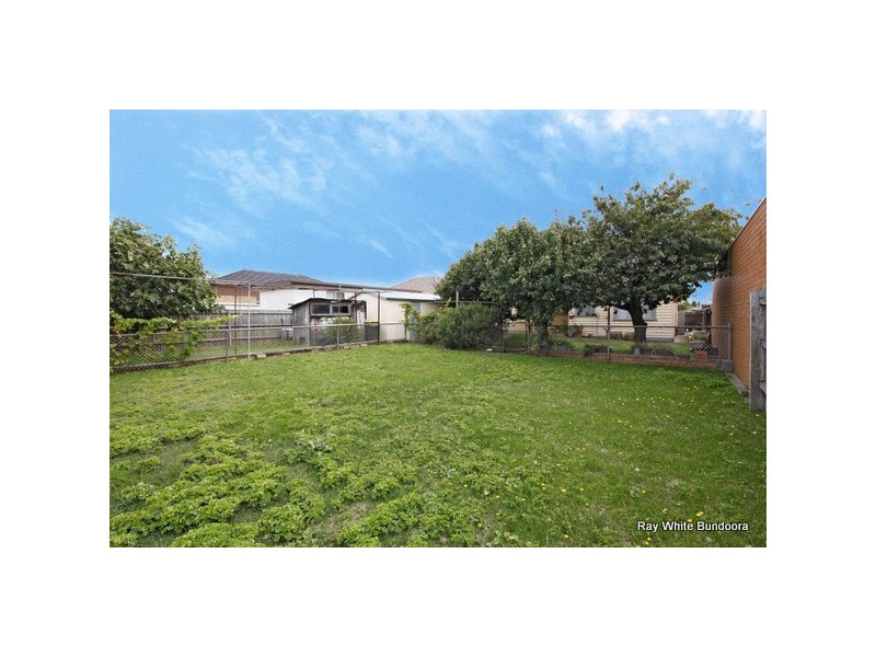 77 Messmate Street, Lalor VIC 3075