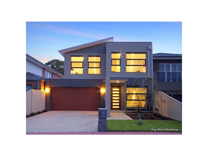 5 Farnham Crescent, Mill Park VIC 3082
