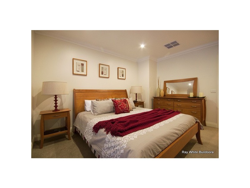 5 Farnham Crescent, Mill Park VIC 3082