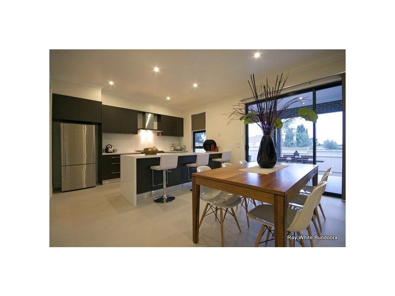 5 Farnham Crescent, Mill Park VIC 3082