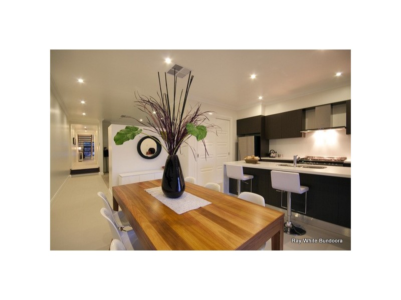 5 Farnham Crescent, Mill Park VIC 3082