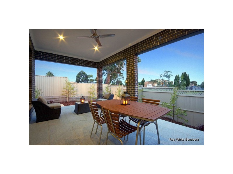 5 Farnham Crescent, Mill Park VIC 3082