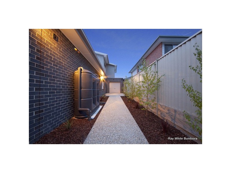 5 Farnham Crescent, Mill Park VIC 3082