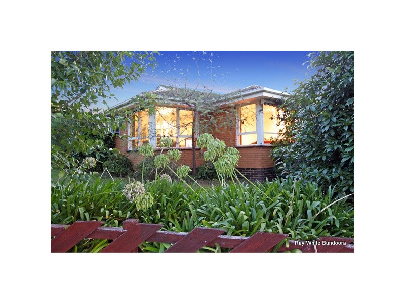 37 Sharpes Road, Watsonia North VIC 3087