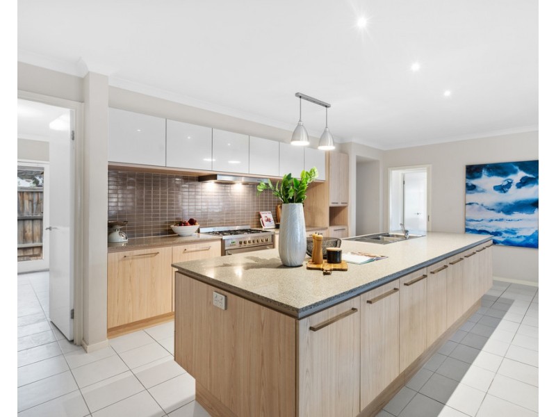 40 Bedervale Loop, Doreen VIC 3754