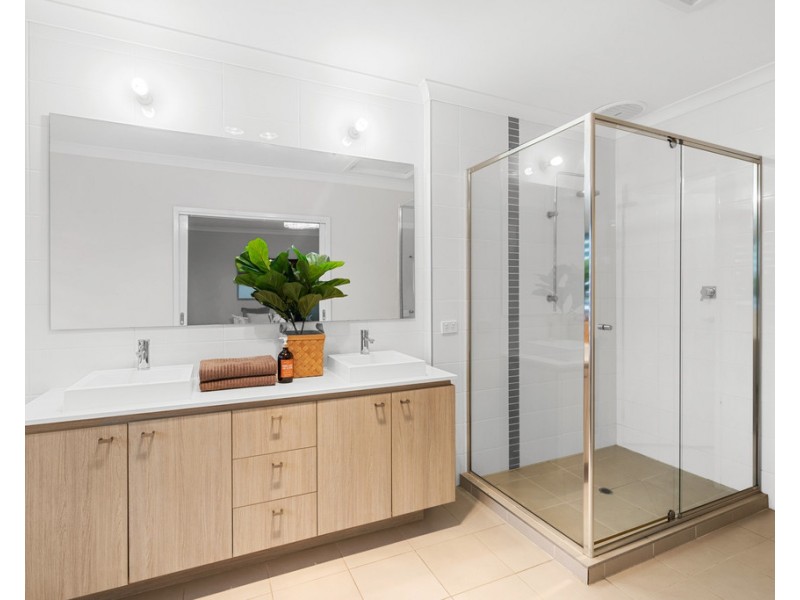 40 Bedervale Loop, Doreen VIC 3754