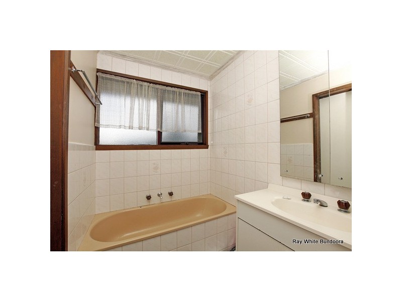 2 Dealing Court, Bundoora VIC 3083