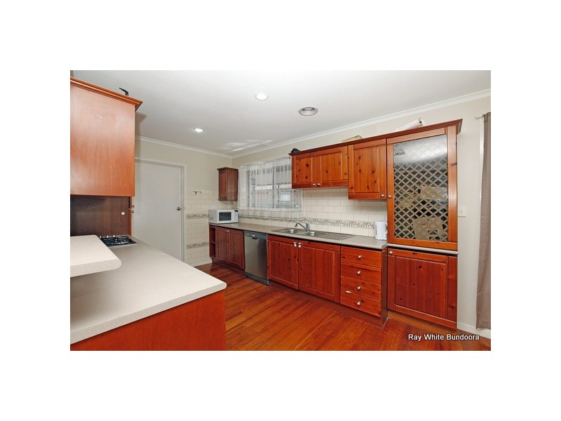 10 Neilsen Crescent, Bundoora VIC 3083