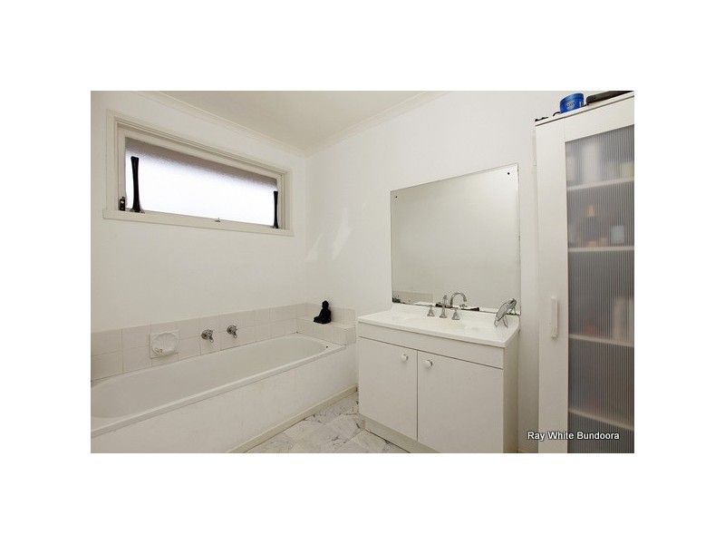 10 Neilsen Crescent, Bundoora VIC 3083