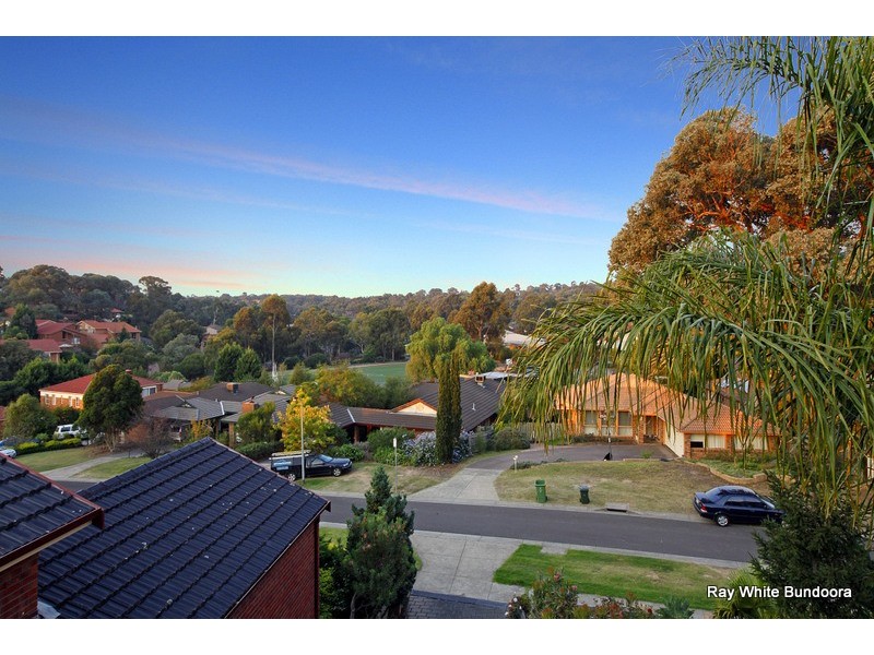 25 Cambrian Court, Eltham North VIC 3095