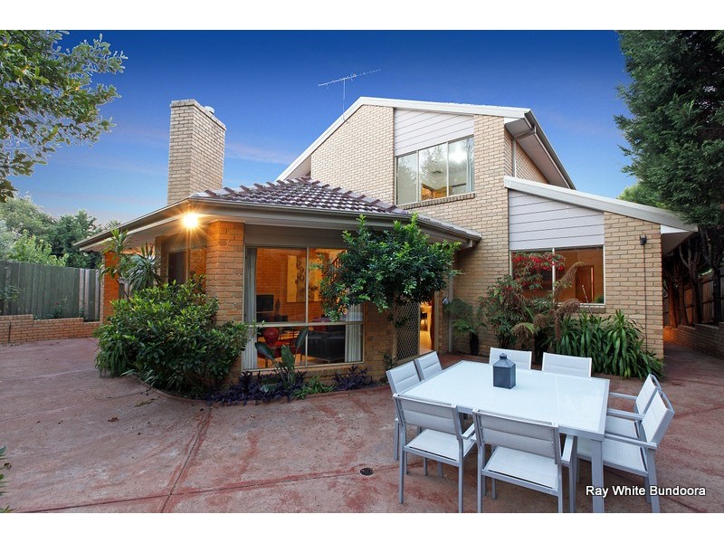 25 Cambrian Court, Eltham North VIC 3095