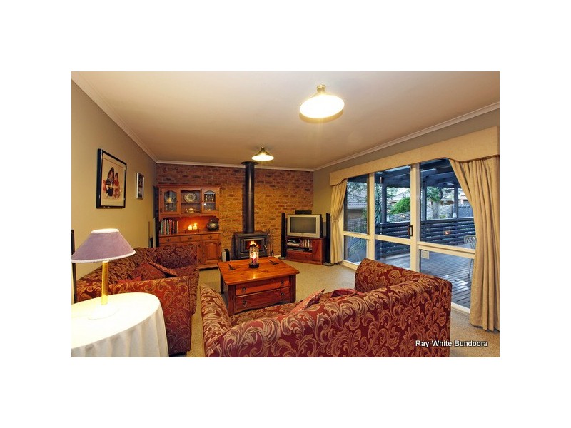 12 Allumba Drive, St Helena VIC 3088