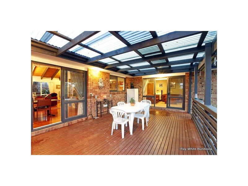 12 Allumba Drive, St Helena VIC 3088