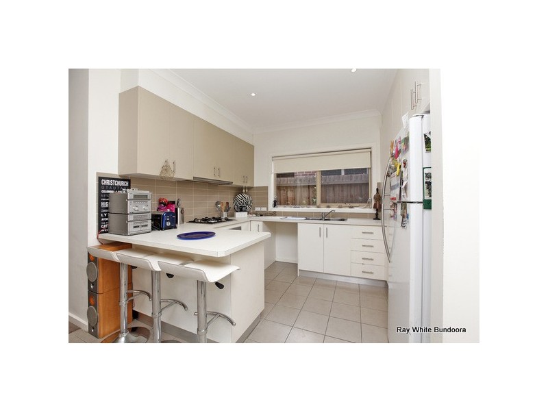 8 Broxburn Walk, Epping VIC 3076