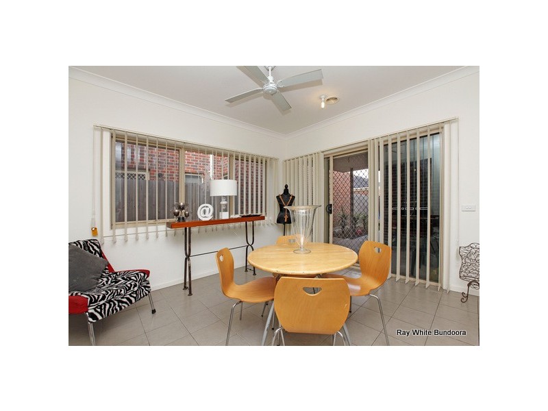 8 Broxburn Walk, Epping VIC 3076