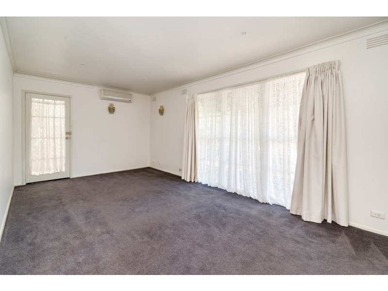 2 Dendaryl Drive, Bundoora VIC 3083