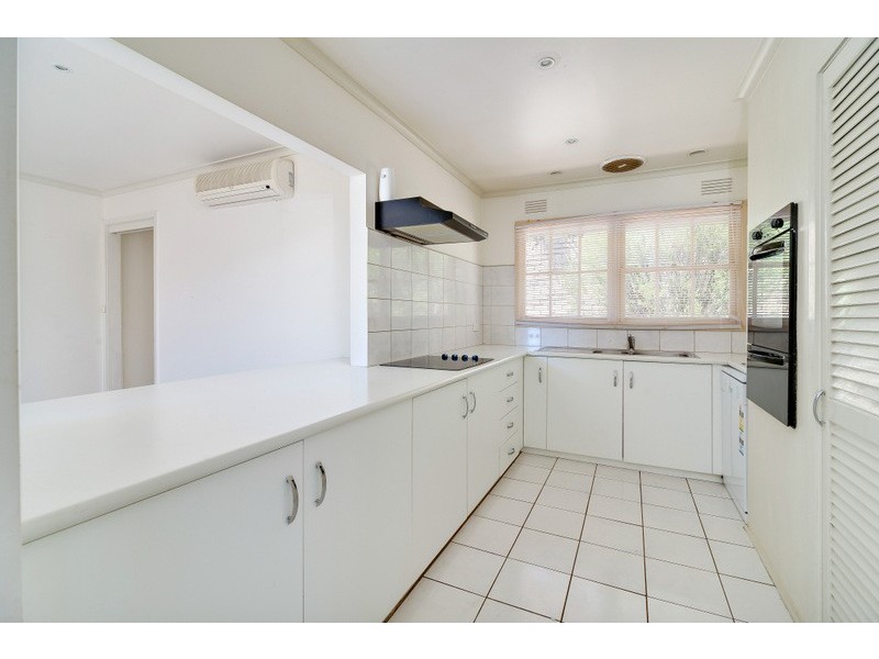 2 Dendaryl Drive, Bundoora VIC 3083