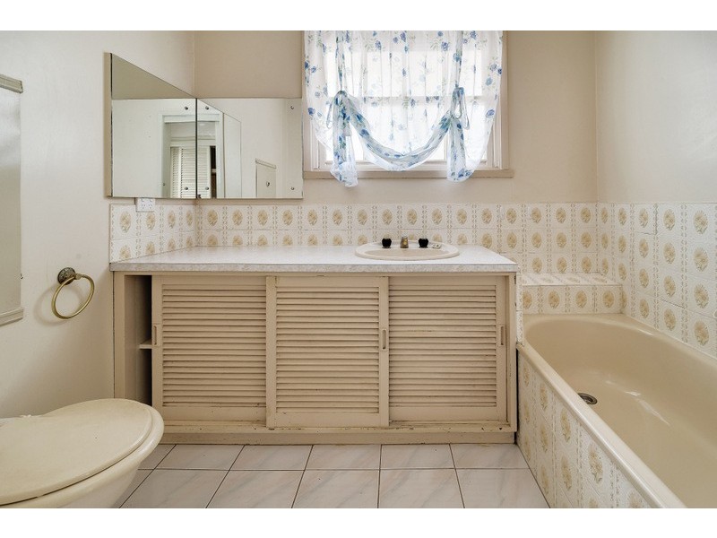 2 Dendaryl Drive, Bundoora VIC 3083