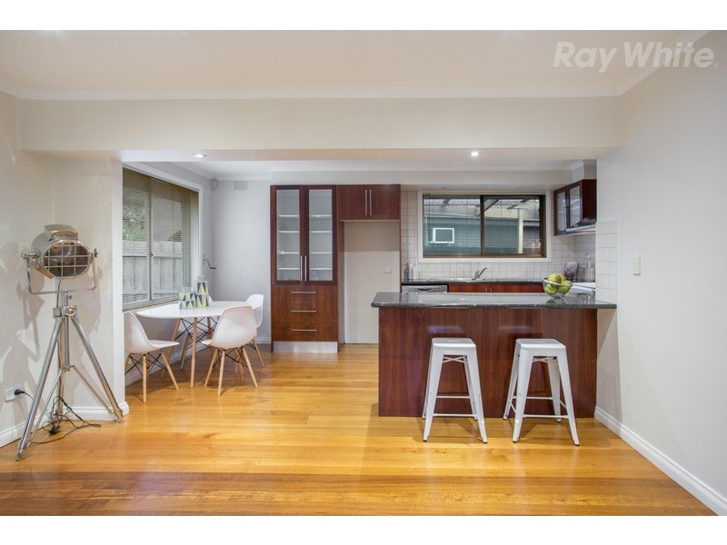 112 Darebin Drive, Thomastown VIC 3074