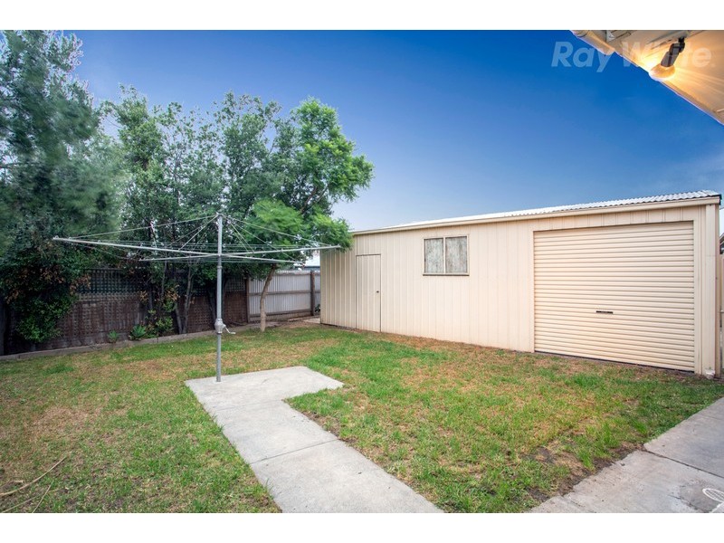 112 Darebin Drive, Thomastown VIC 3074