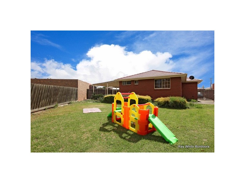 4 Howe Court, Thomastown VIC 3074