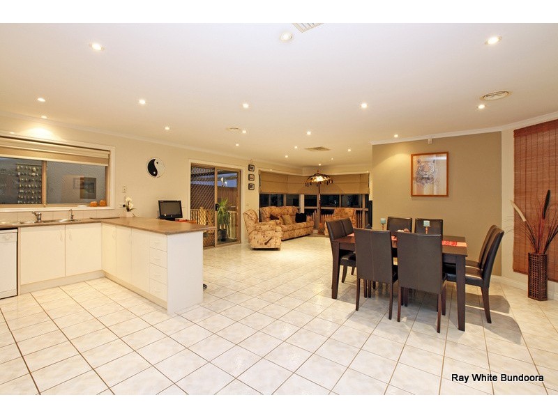 40 Stillman Drive, Mill Park VIC 3082