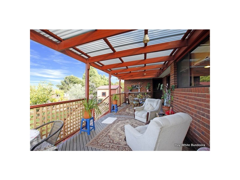 51 Veronica Crescent, Mill Park VIC 3082