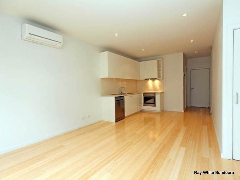 8 Waxflower Crescent, Bundoora VIC 3083