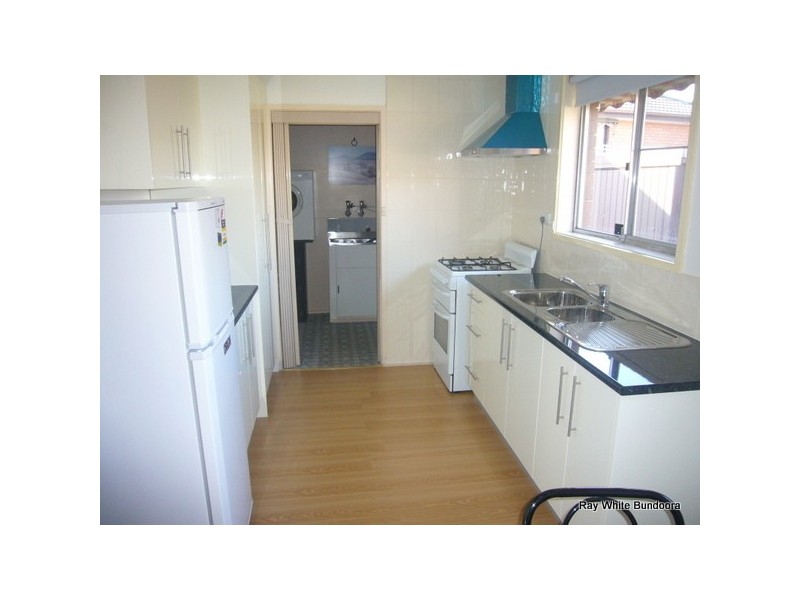 3/4 Athol Avenue, Bundoora VIC 3083