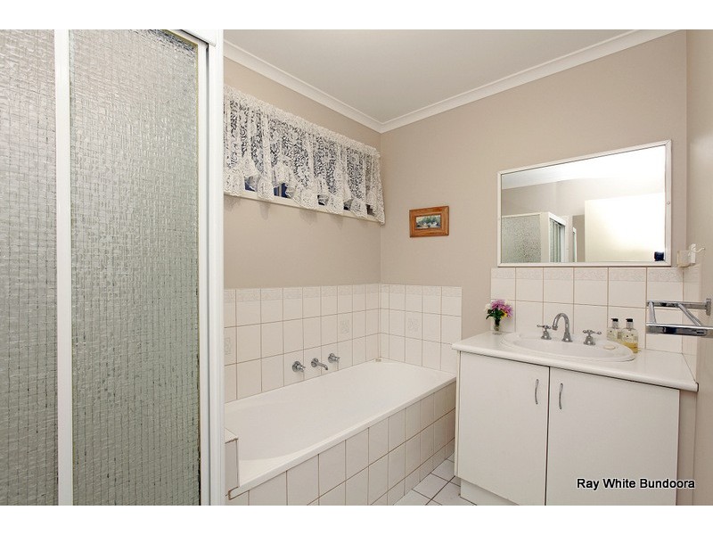 33 Josef Avenue, Bundoora VIC 3083