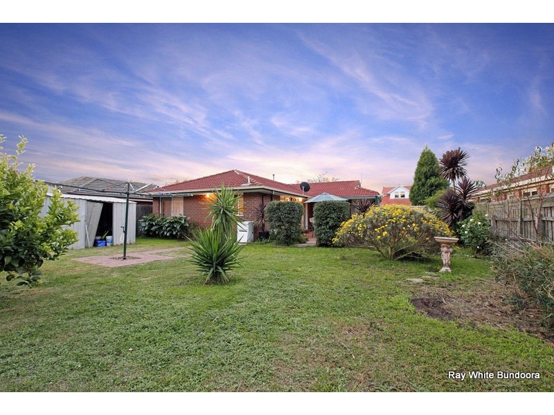 33 Josef Avenue, Bundoora VIC 3083